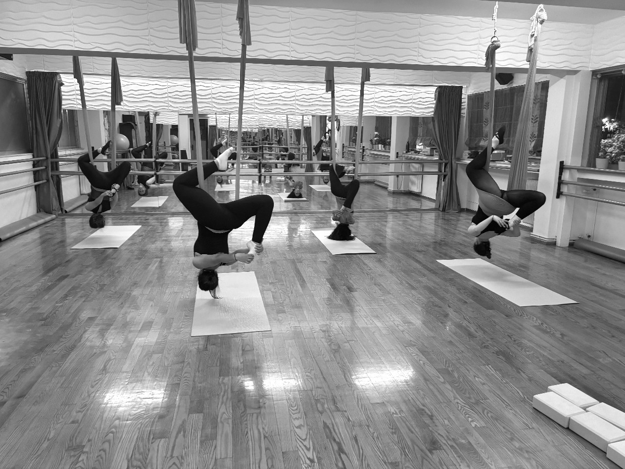 Aerial Yoga – Εναέρια Γιόγκα
