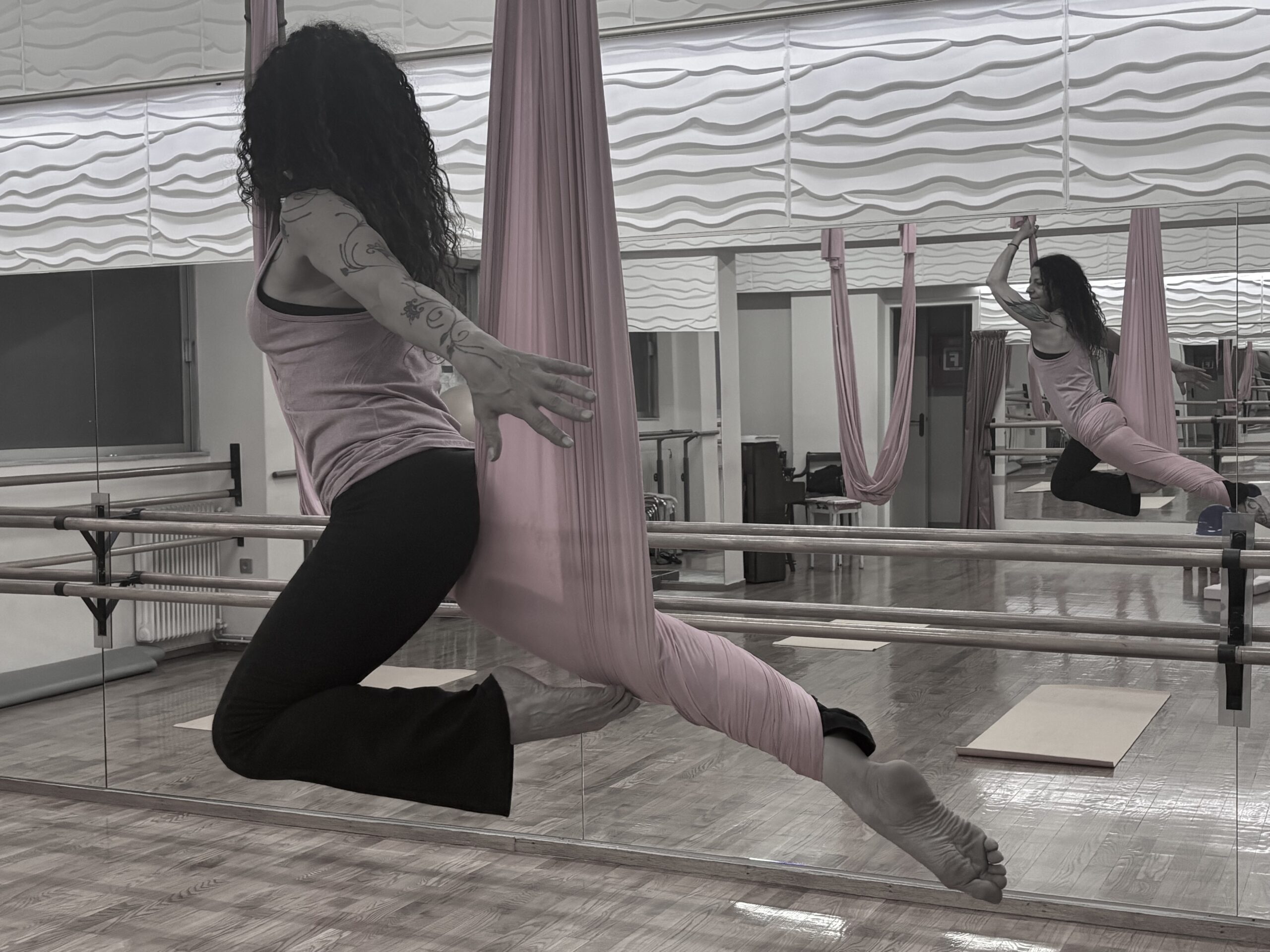 Κέλλυ Λυγδοπούλου - Δασκάλα Yoga & Pilates
